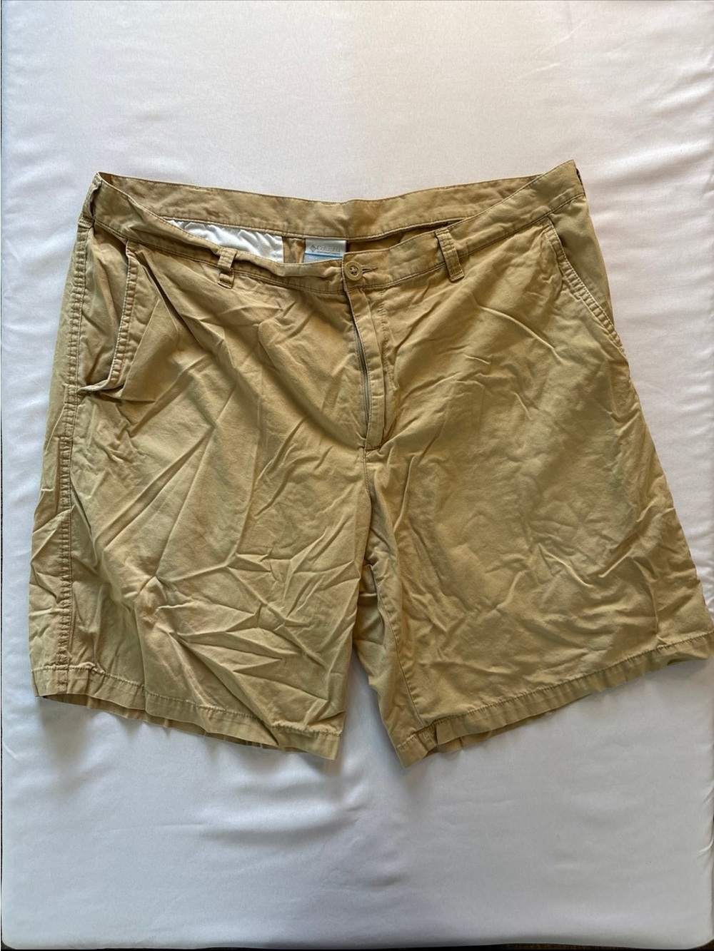 Men's Flat Front Chino Shorts in Khaki - Lightweight Everyday Short